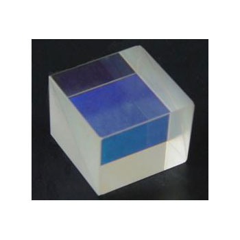 Polarizing beamsplitter cube